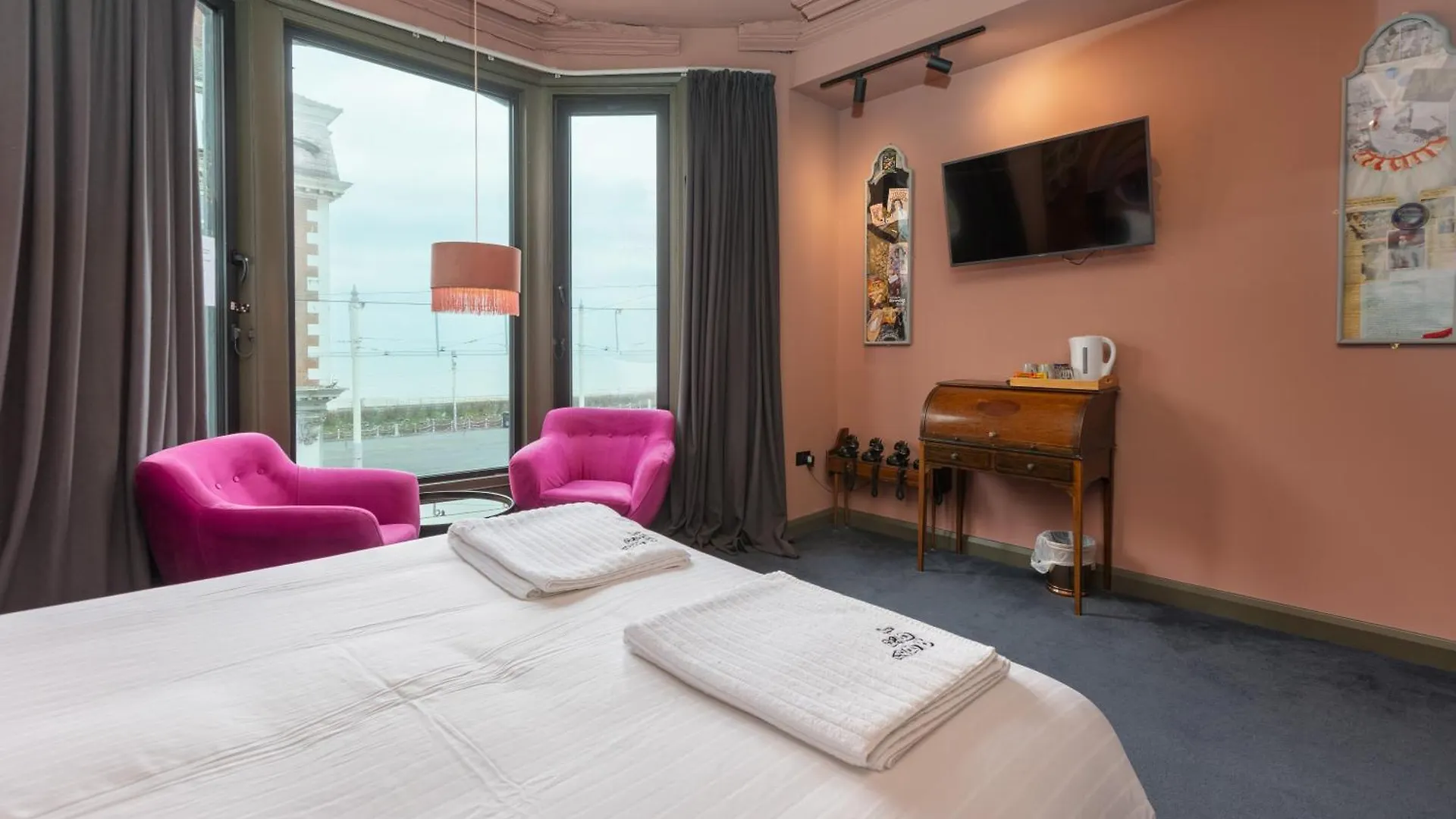 Art B&B Blackpool