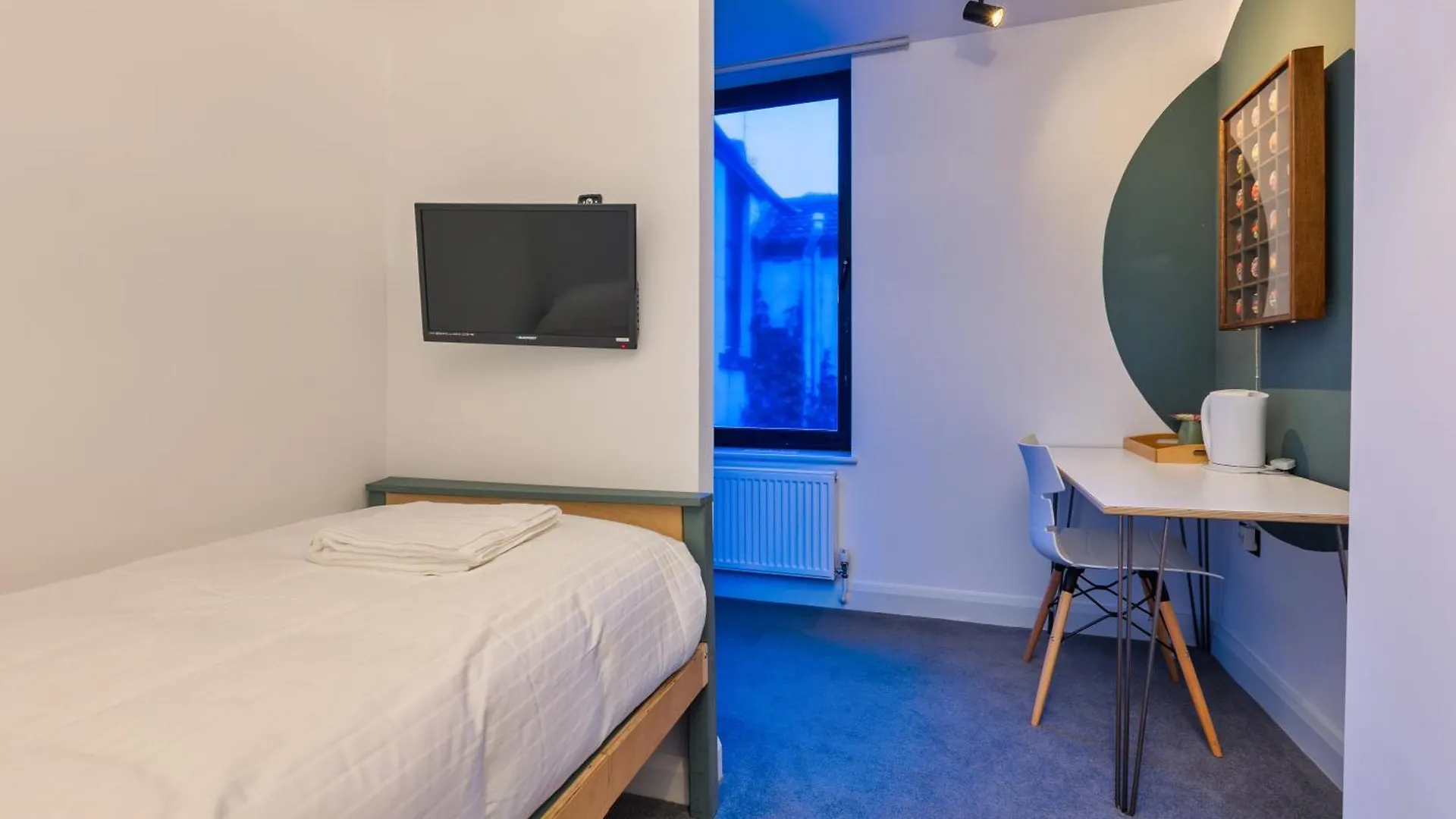 Art B&B Blackpool 2*,